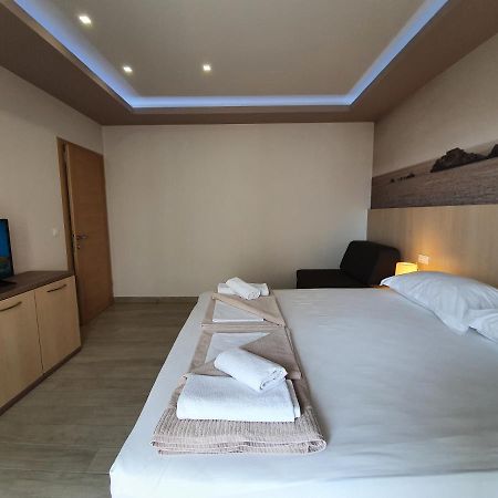 טוצפי Apartments Hermes מראה חיצוני תמונה