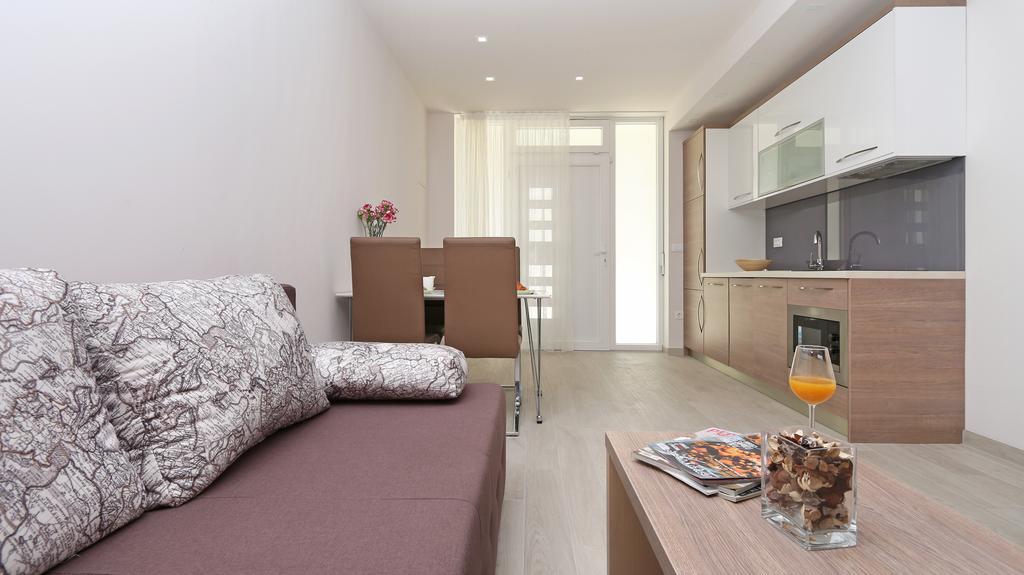 טוצפי Apartments Hermes מראה חיצוני תמונה