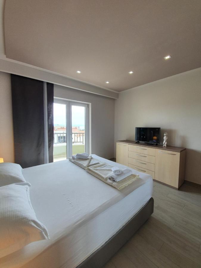 טוצפי Apartments Hermes מראה חיצוני תמונה